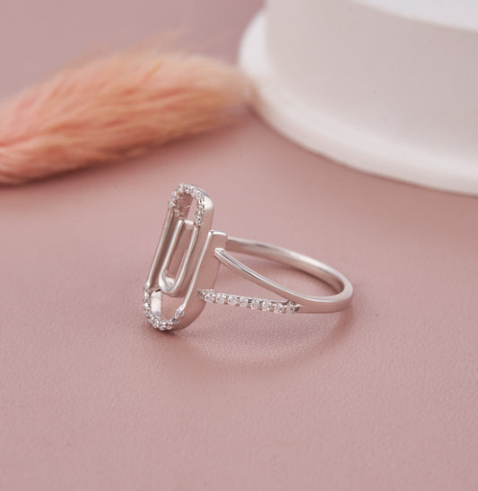 Ladies Stylish Fashion Ring