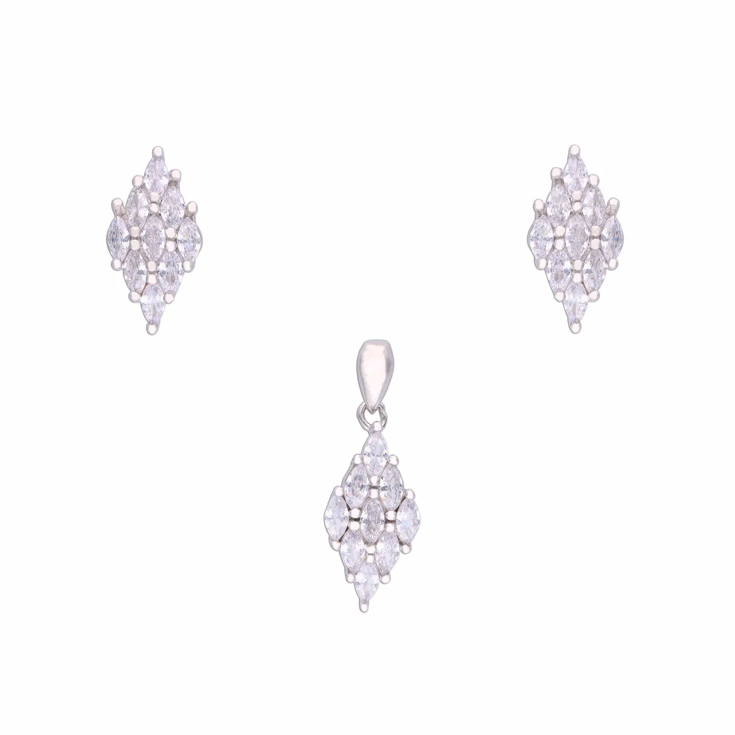 Stylish Diamond Cut Silver Pendant & Earrings Set