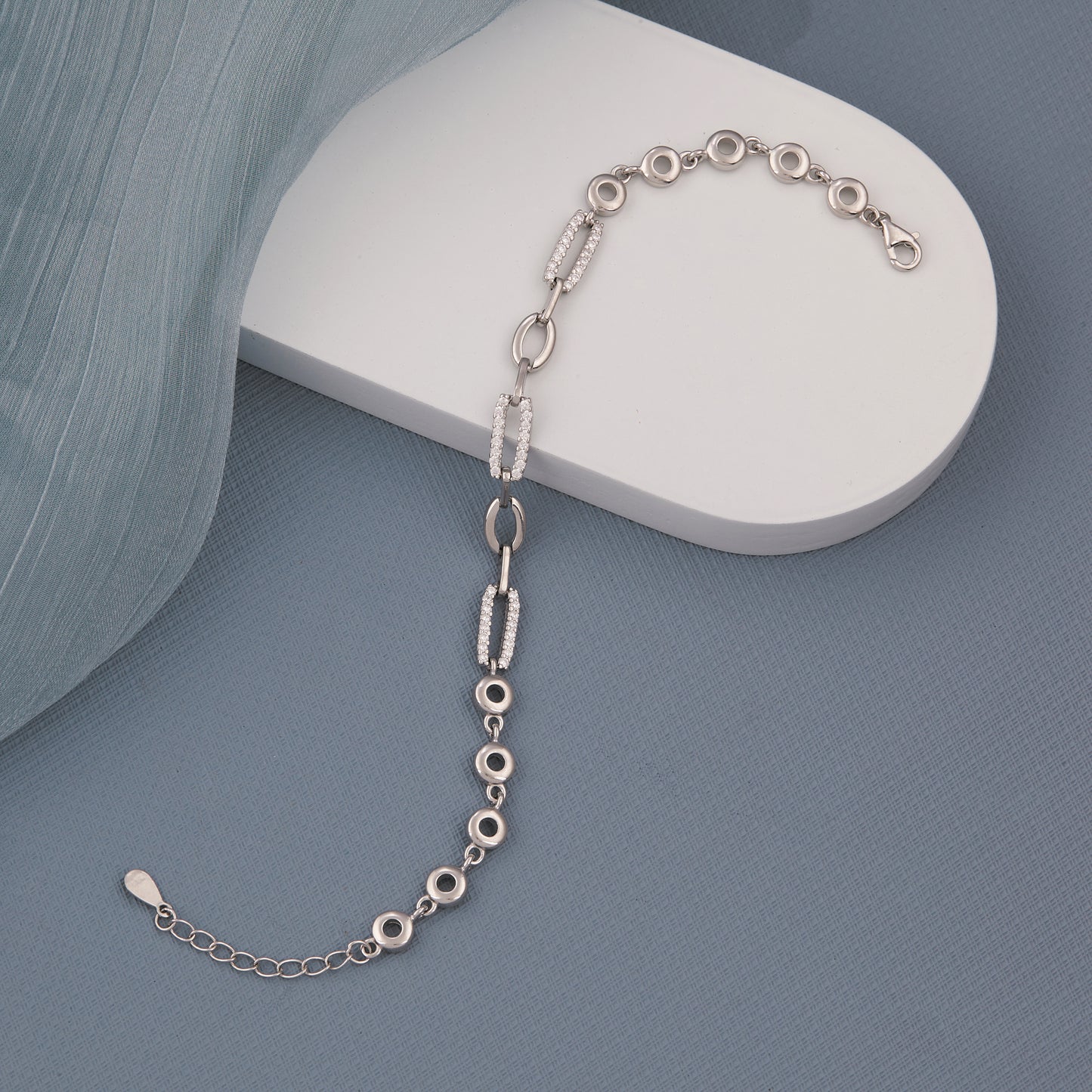 Unique Ladies Bracelate