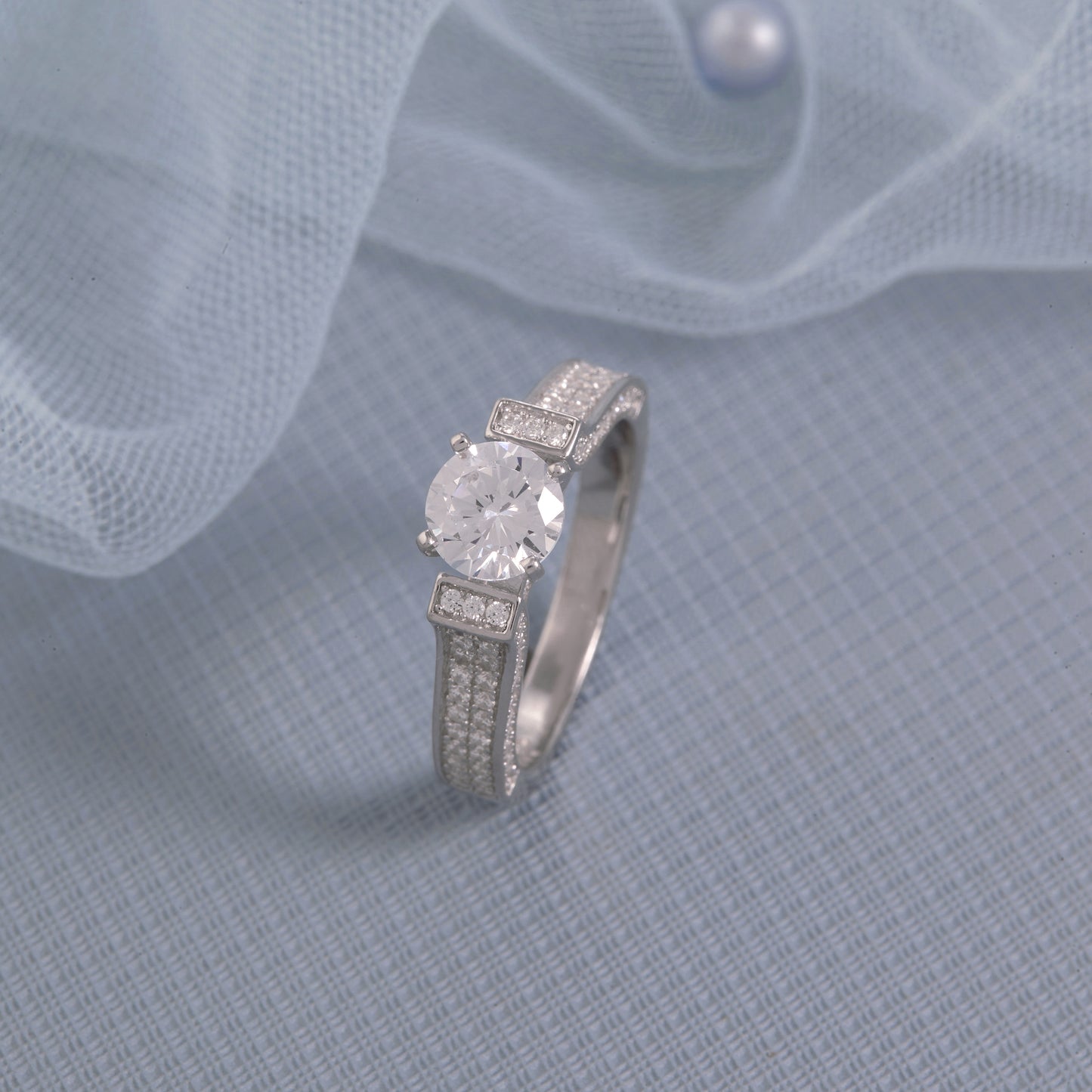 Ladies Solitaire Ring