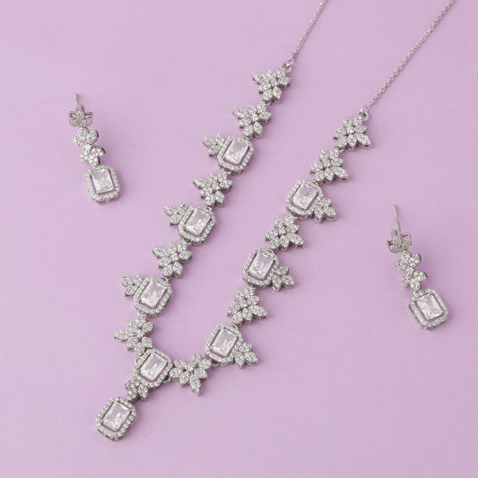 Silver Shimmer Necklace