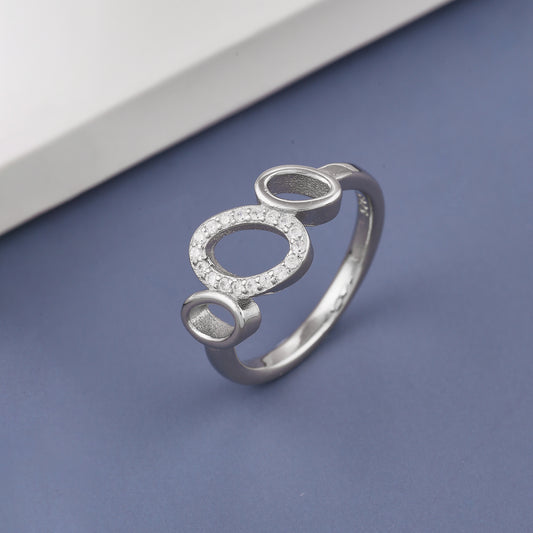 Ladies Oval Shape Ring