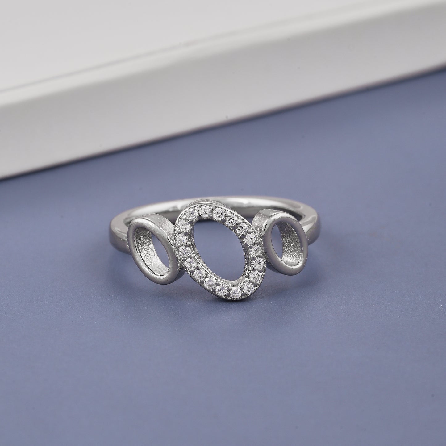 Ladies Oval Shape Ring