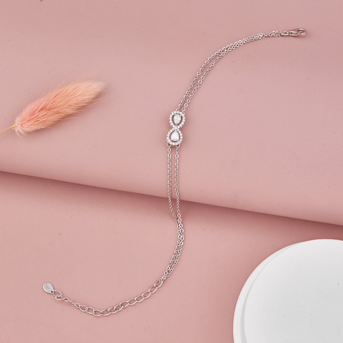 Infinity Ladies Braclate