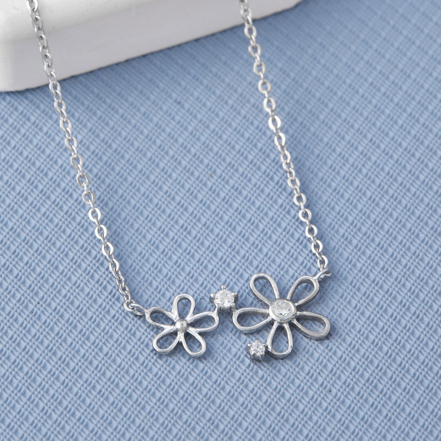 Flower Chain Pendant
