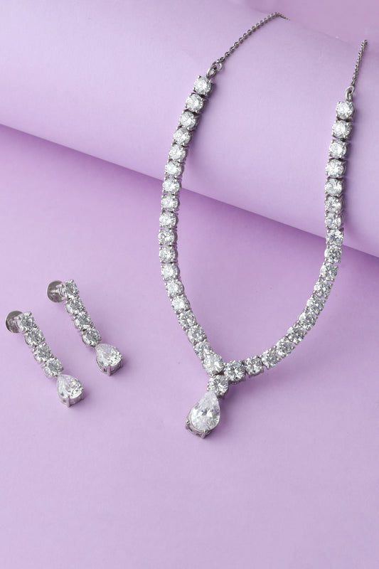 Luminous Ladies Necklace