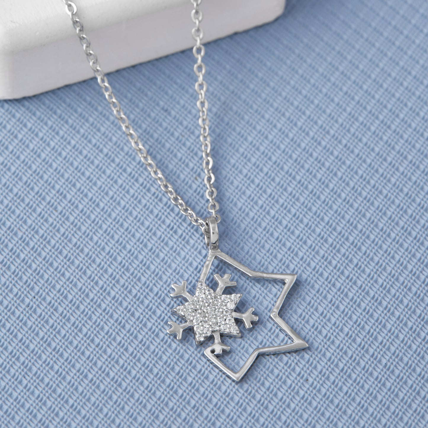 Snowflake Star Chain Pendant