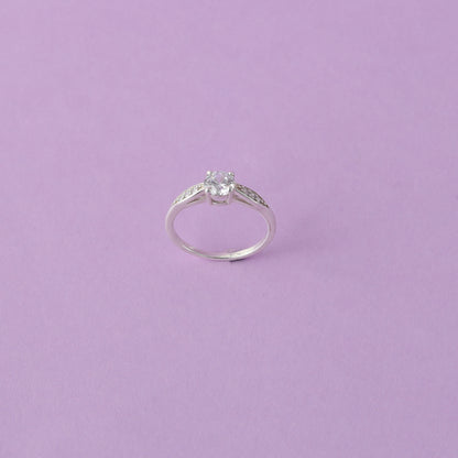 Ladies Solitaire Ring