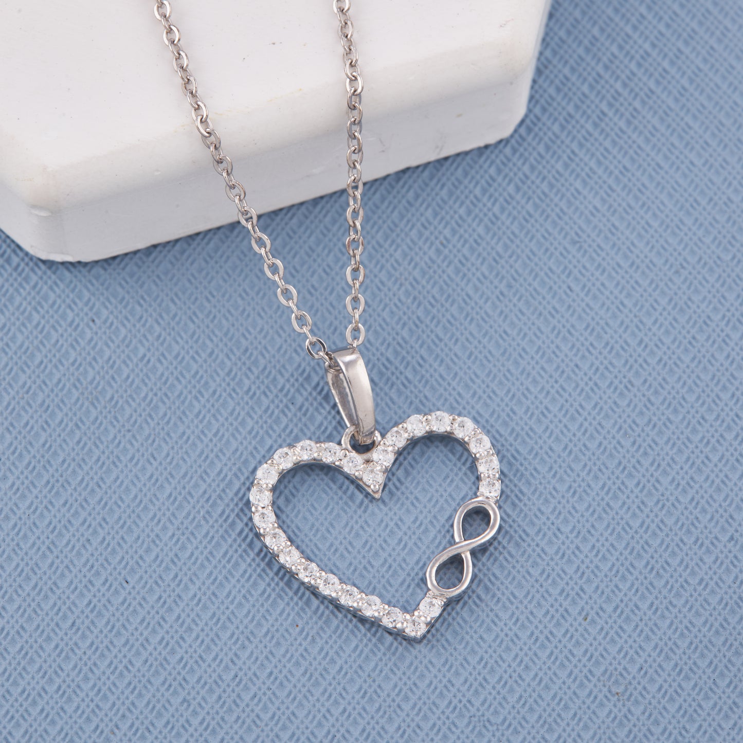 Infinity Heart Chain Pendant