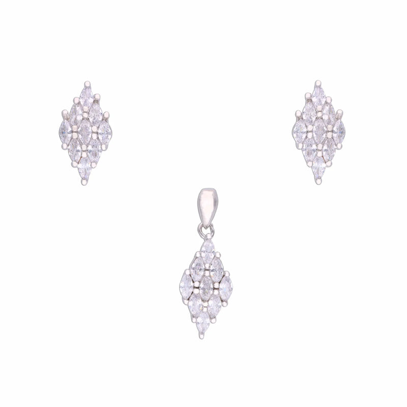 Stylish Diamond Cut Silver Pendant & Earrings Set