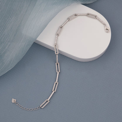 Simple Ladies Bracelate