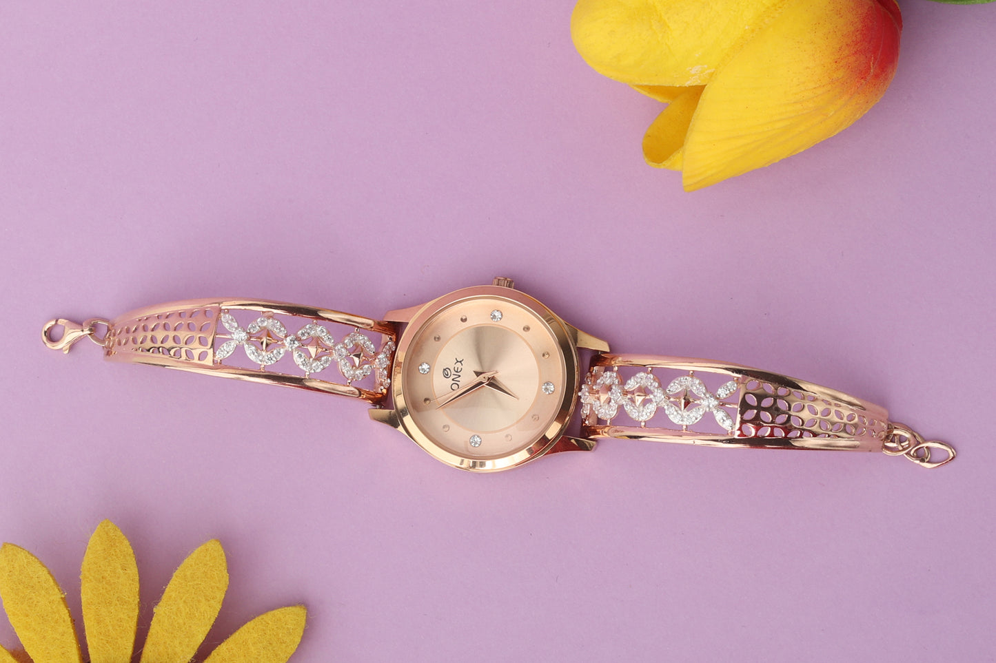 Diamond Dazzle Timekeeper