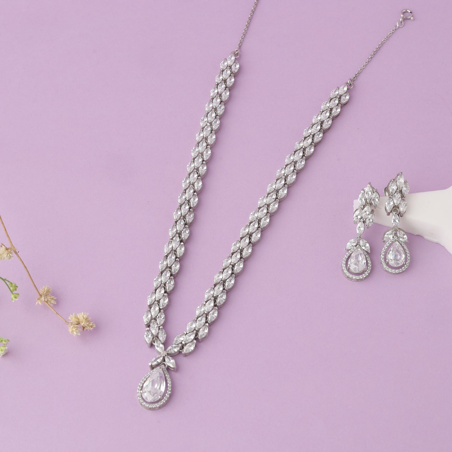 Unique Diamond Dazzle Necklace