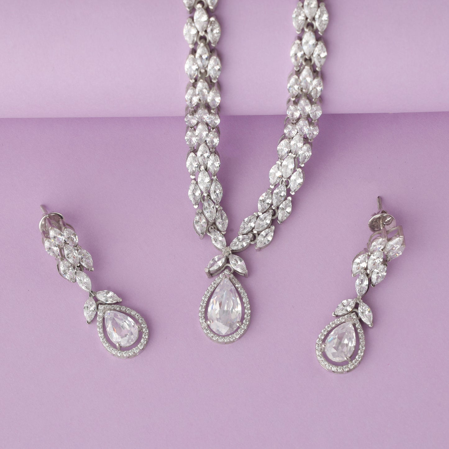 Unique Diamond Dazzle Necklace